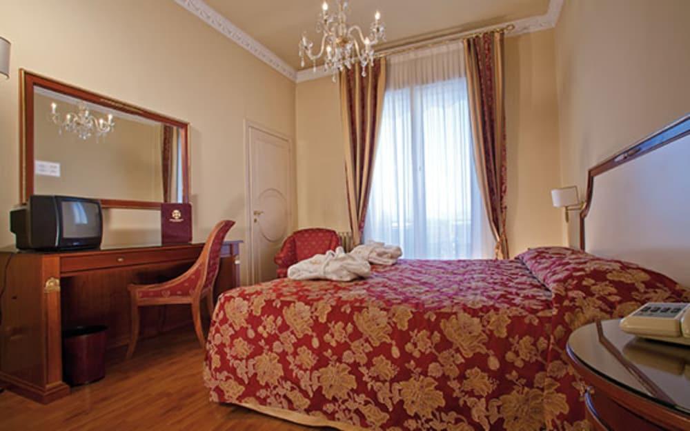 Hotel Terme Salus Abano Terme Bagian luar foto