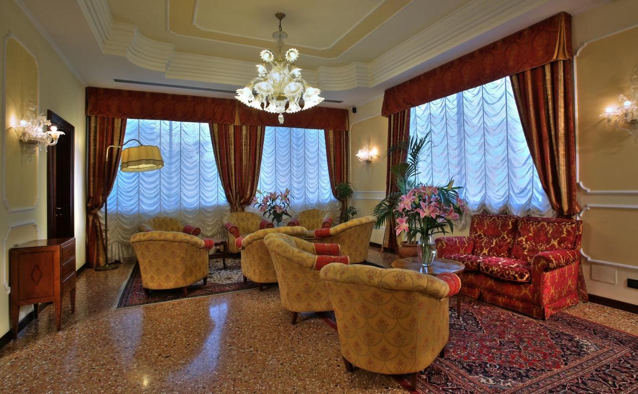 Hotel Terme Salus Abano Terme Bagian luar foto