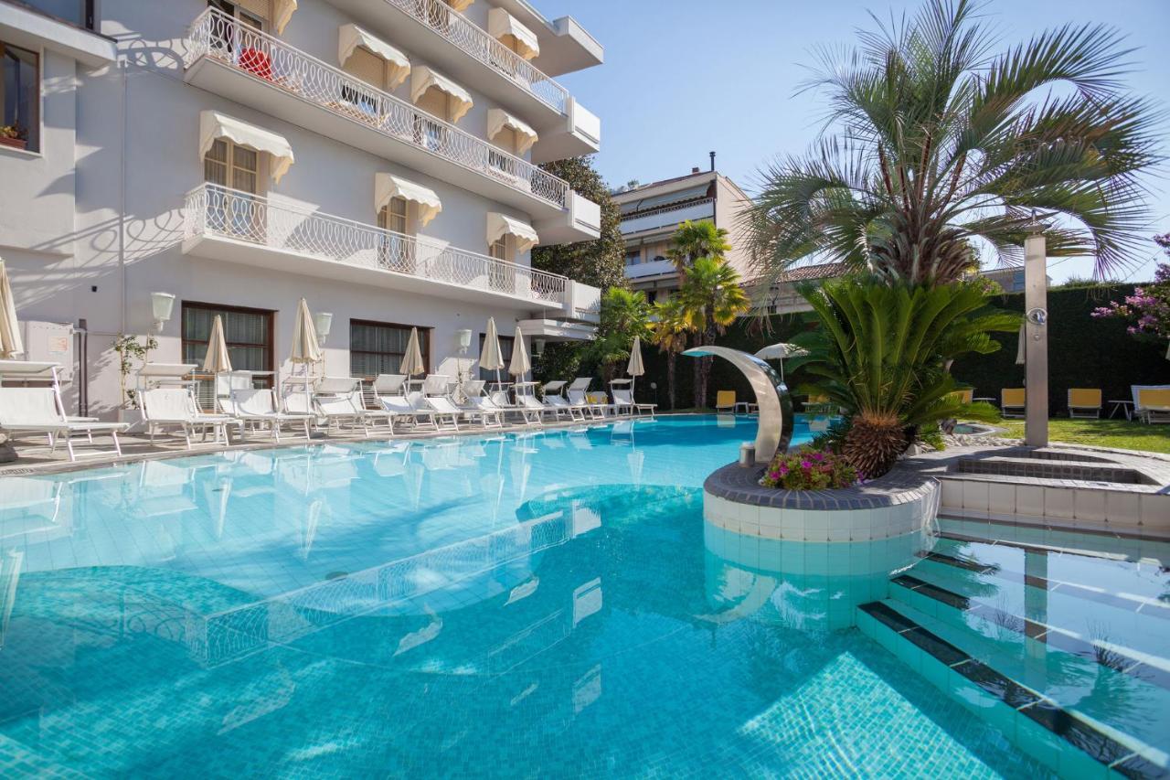 Hotel Terme Salus Abano Terme Bagian luar foto