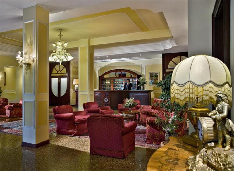 Hotel Terme Salus Abano Terme Bagian luar foto
